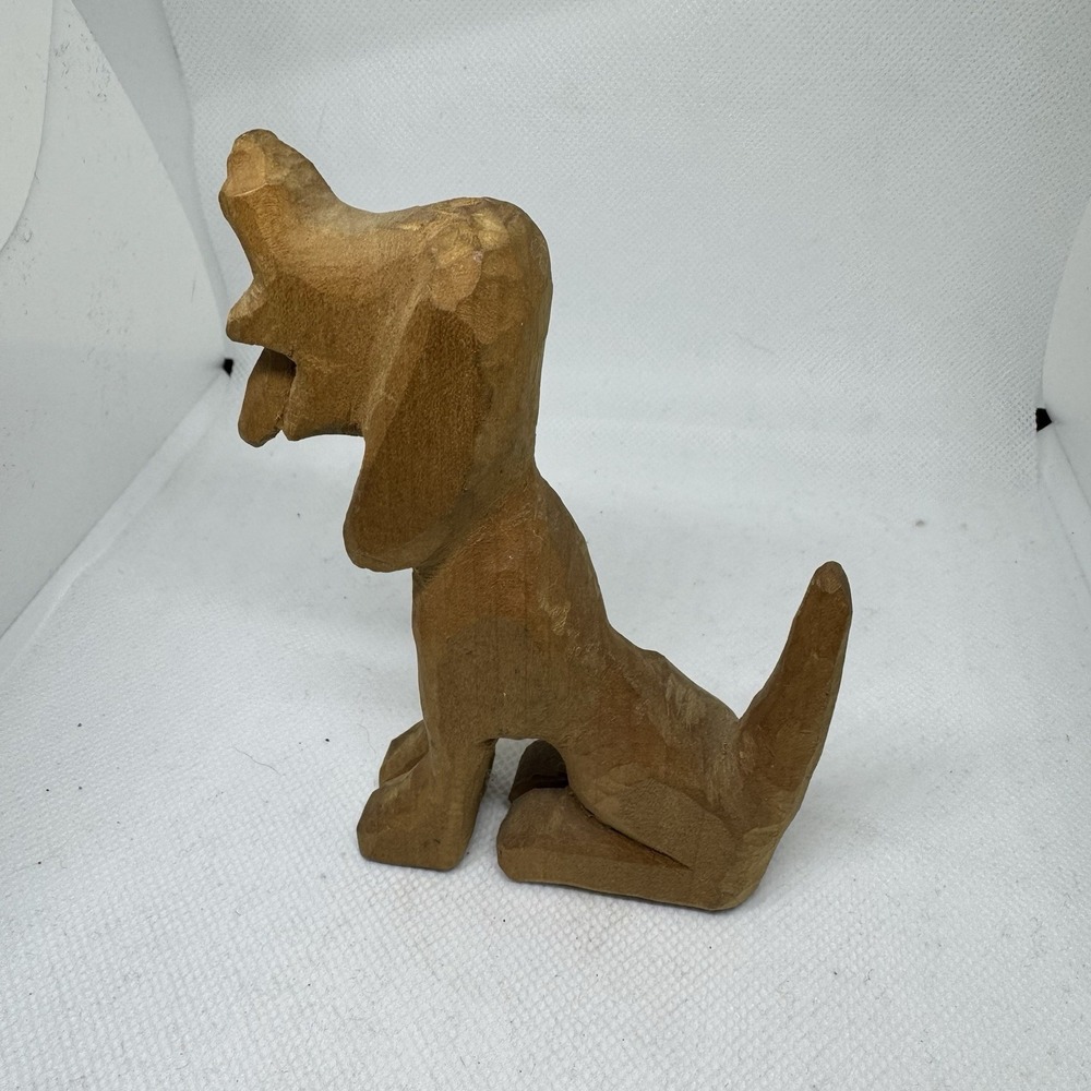 Vintage Wooden Hand Carved Dog Statue 4.5" Figurine Sculpture Folk Art Wood‎